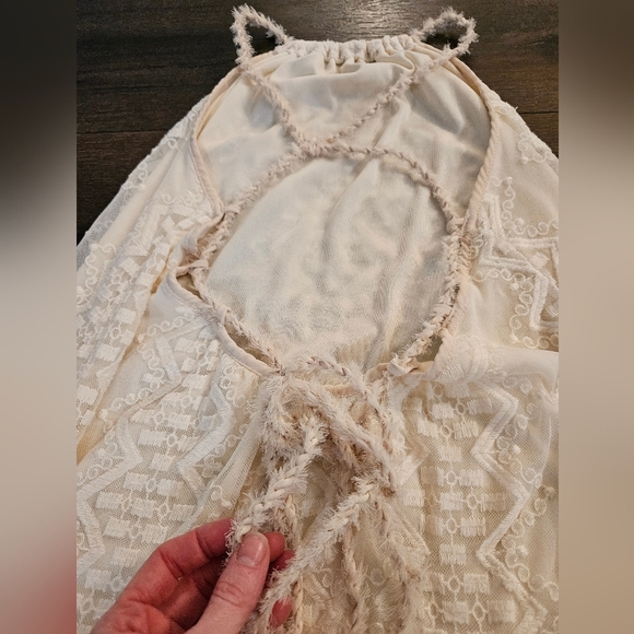 Everleigh Cream Lace Maxi Dress - Picture 15 of 16